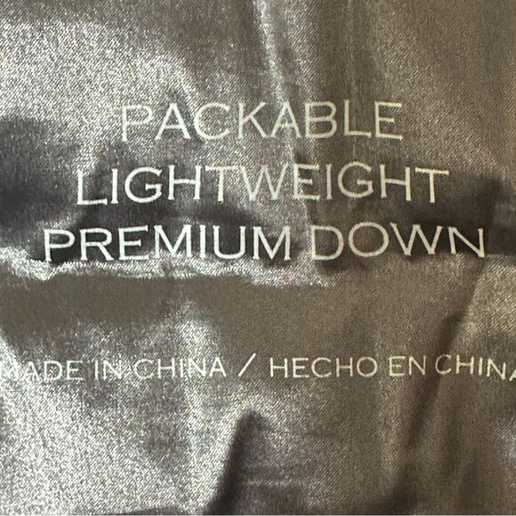 Andrew Marc Navy Blue Puffer Jacket Hooded Packable Lightweight Premium Down S - Picture 3 of 7